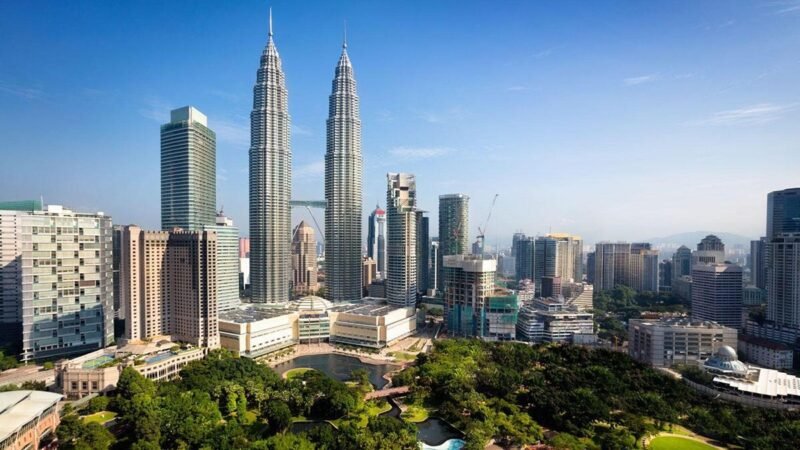 Dịch vụ Chuyển phát nhanh đi Malaysia uy tín giá rẻ tại Bình An Express